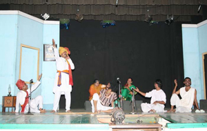 Pirya Ramoshi - Theatre